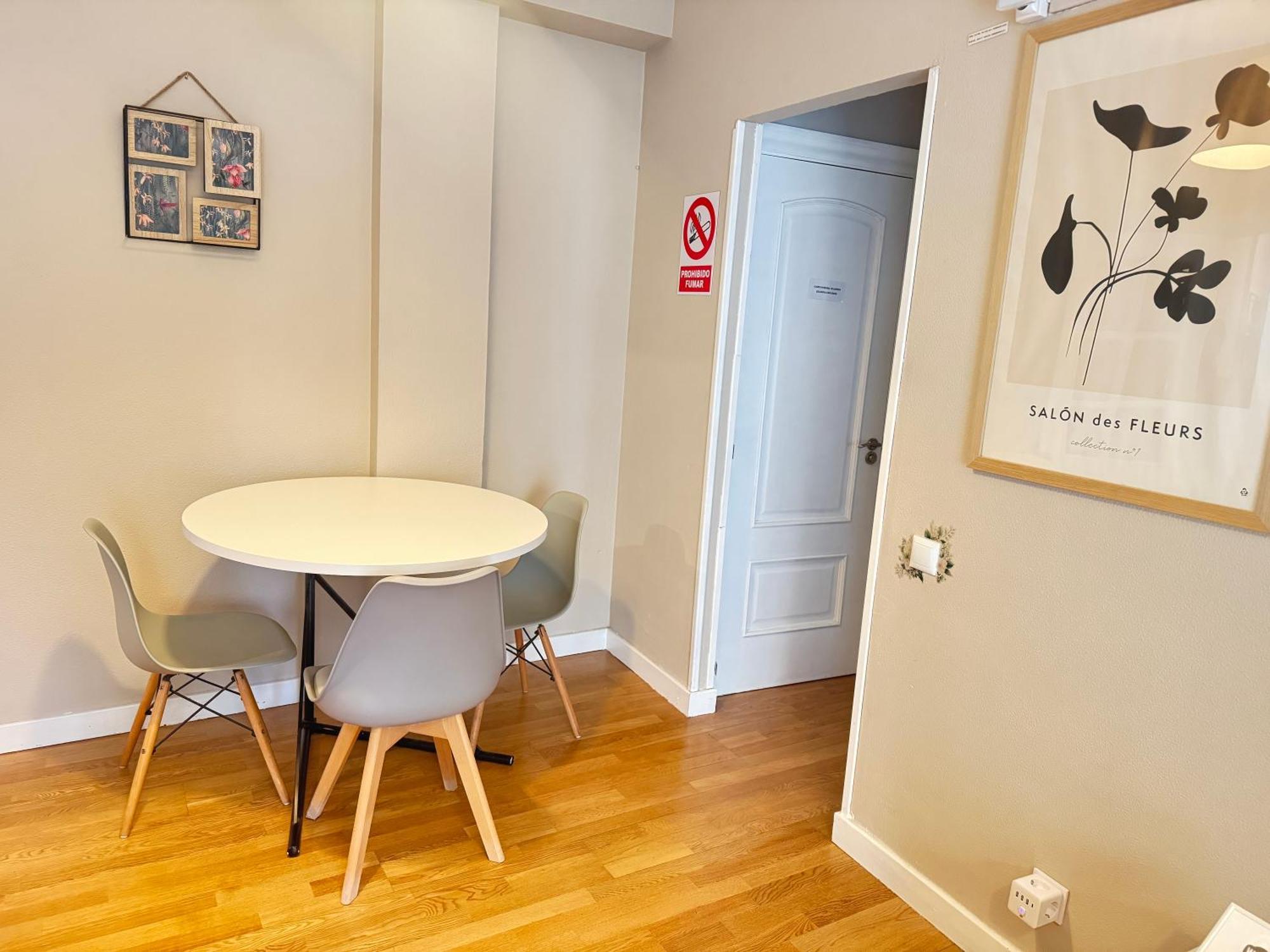 Santiago Tower Aire Ac Casco Antiguo By Apartamentos Logrono Logroño Exterior foto